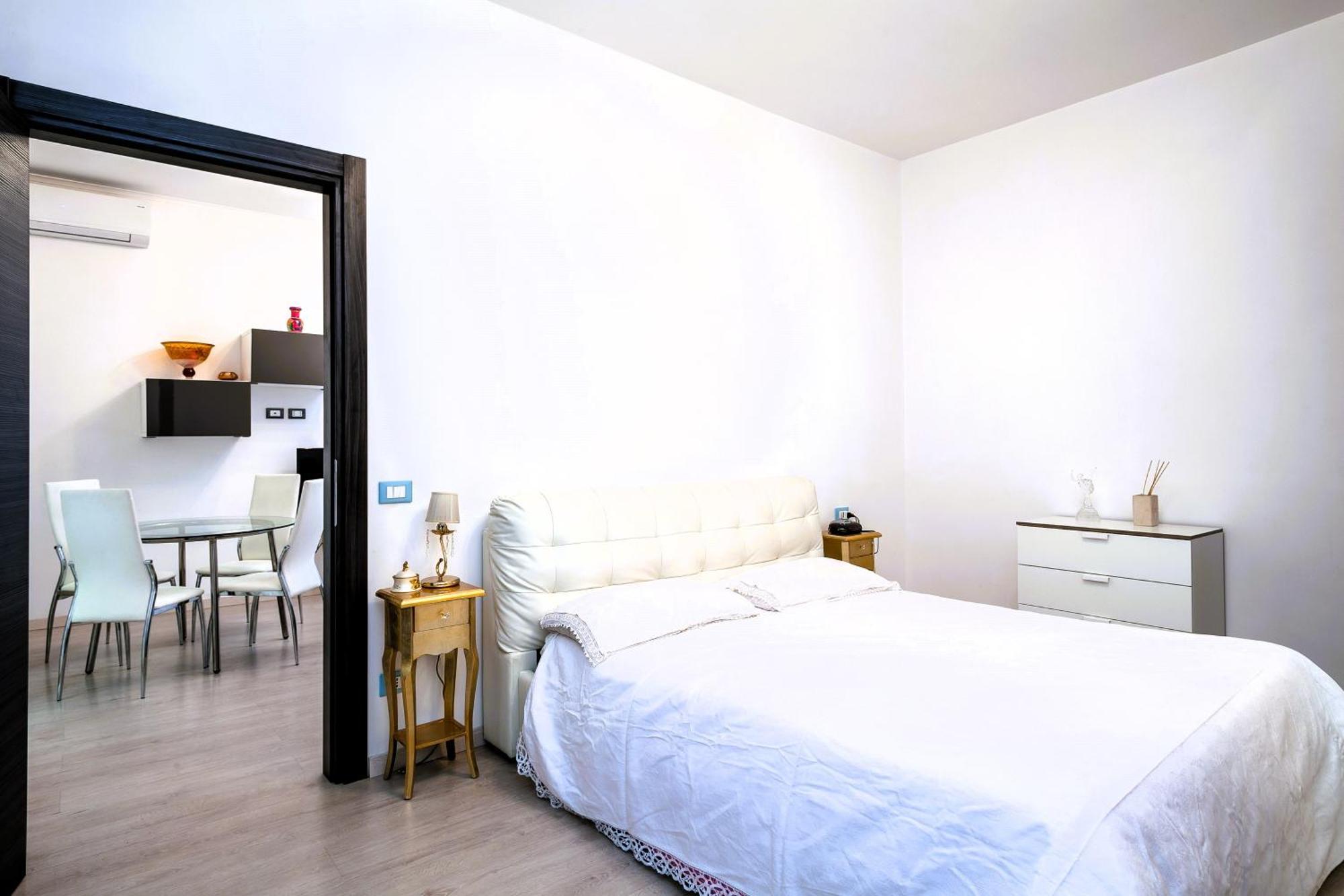 Marconi Flat Apartment *