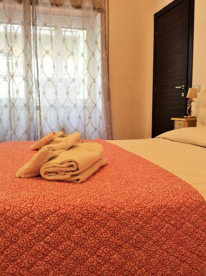 Marconi Flat Apartment